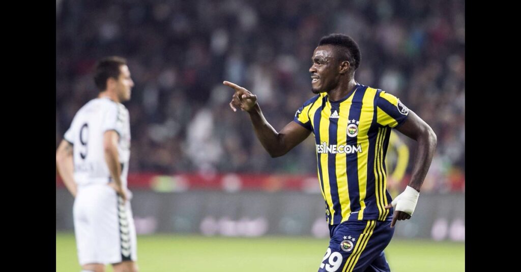 Emenike Declares ‘War’ Against Osimhen Ahead of Istanbul Derby