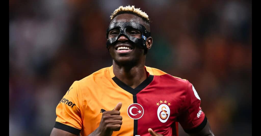 Amuneke Praises Osimhen’s Decision to Stay at Galatasaray