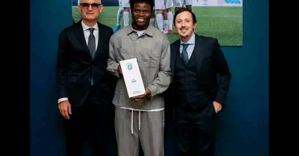 Taye Taiwo Honoured with Olympique Marseille Hall of Fame Induction